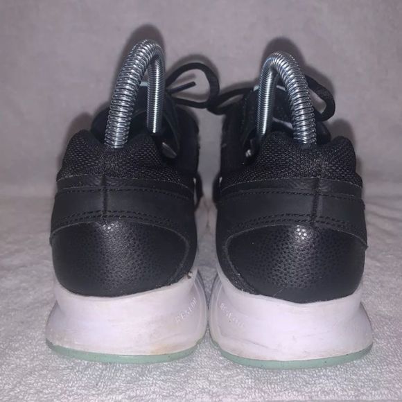 Nike Air Relentless 5 size 8.5 - Picture 5 of 9